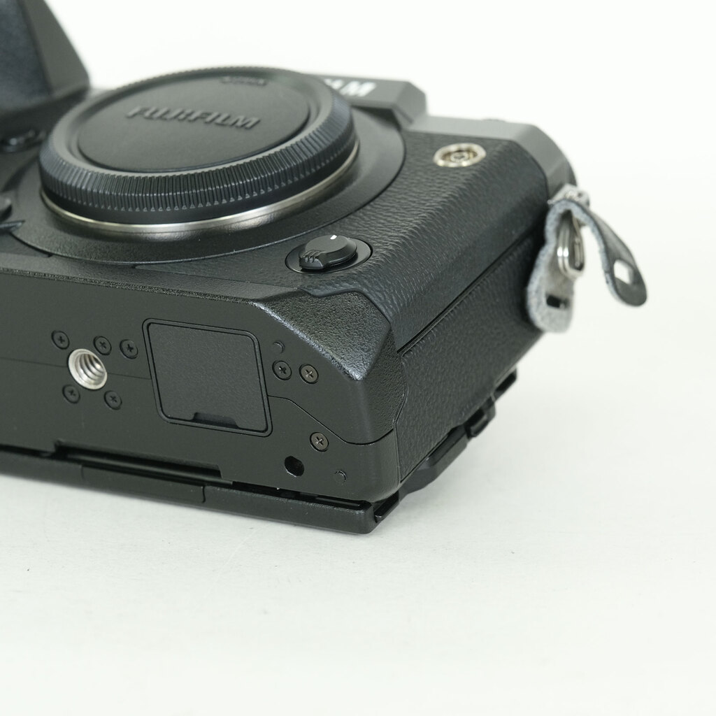 FUJIFILM X-H1 FUJIFILM X-H1