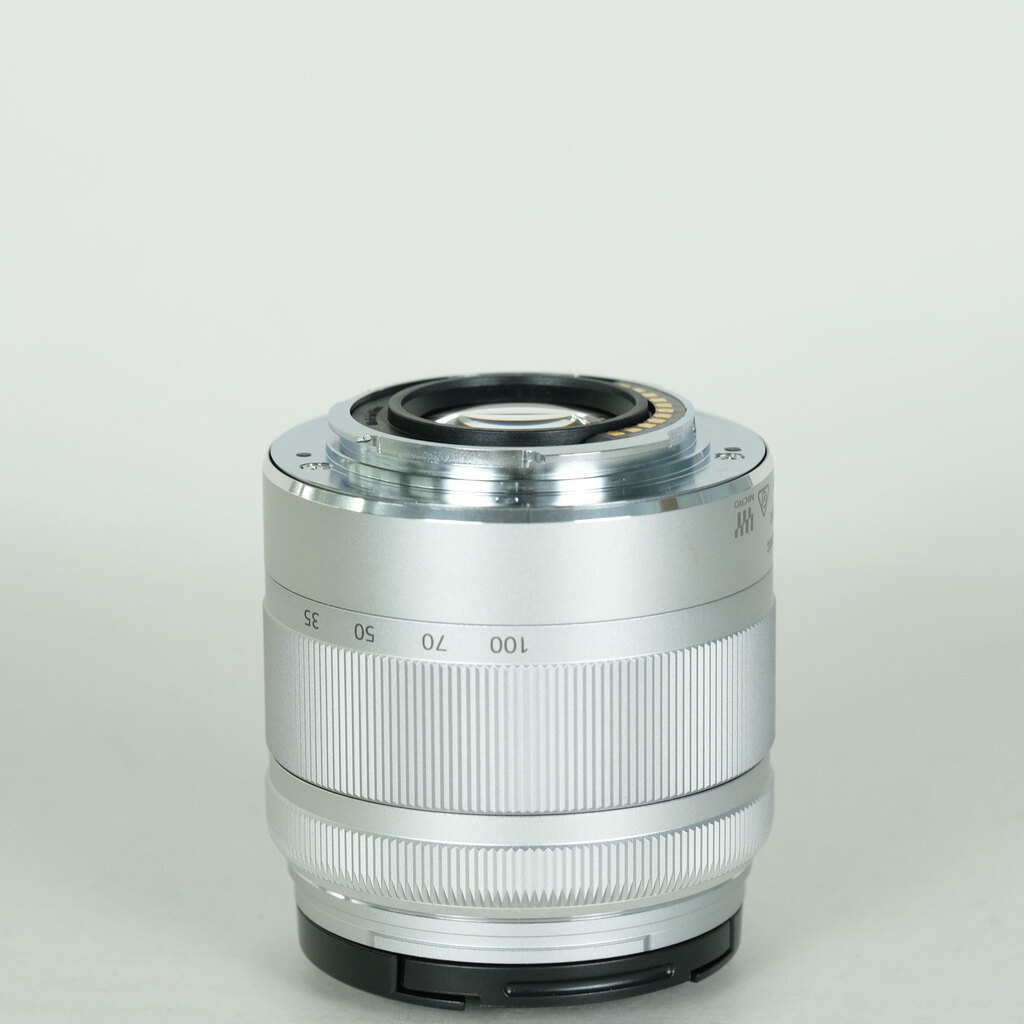 Panasonic LUMIX G VARIO 35-100mm / F4.0-5.6 ASPH. / MEGA O.I.S.の