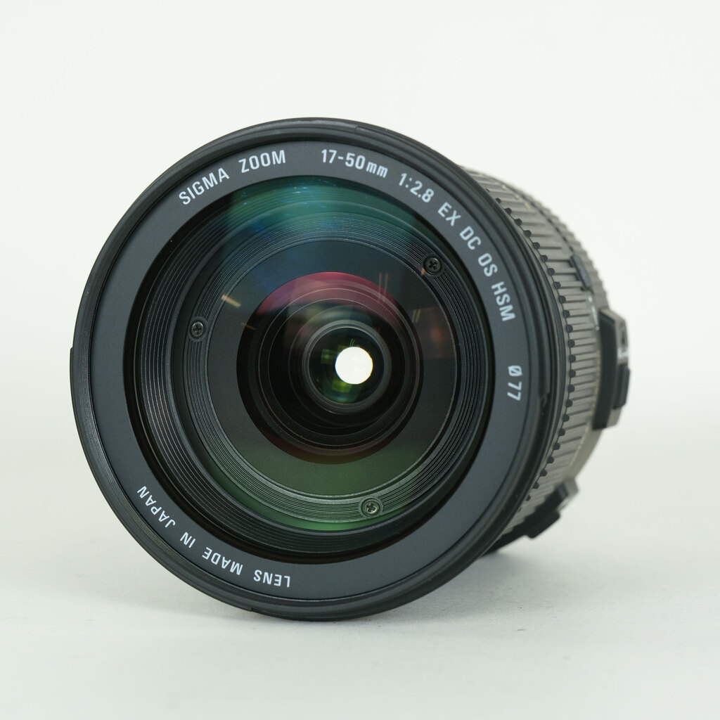 SIGMA 17-50mm F2.8 EX DC OS HSM (キヤノンEF用) SIGMA 17-50mm F2.8 EX DC OS HSM (キヤノンEF用)