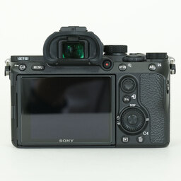 SONY α7 III(ILCE-7M3) SONY α7 III(ILCE-7M3)