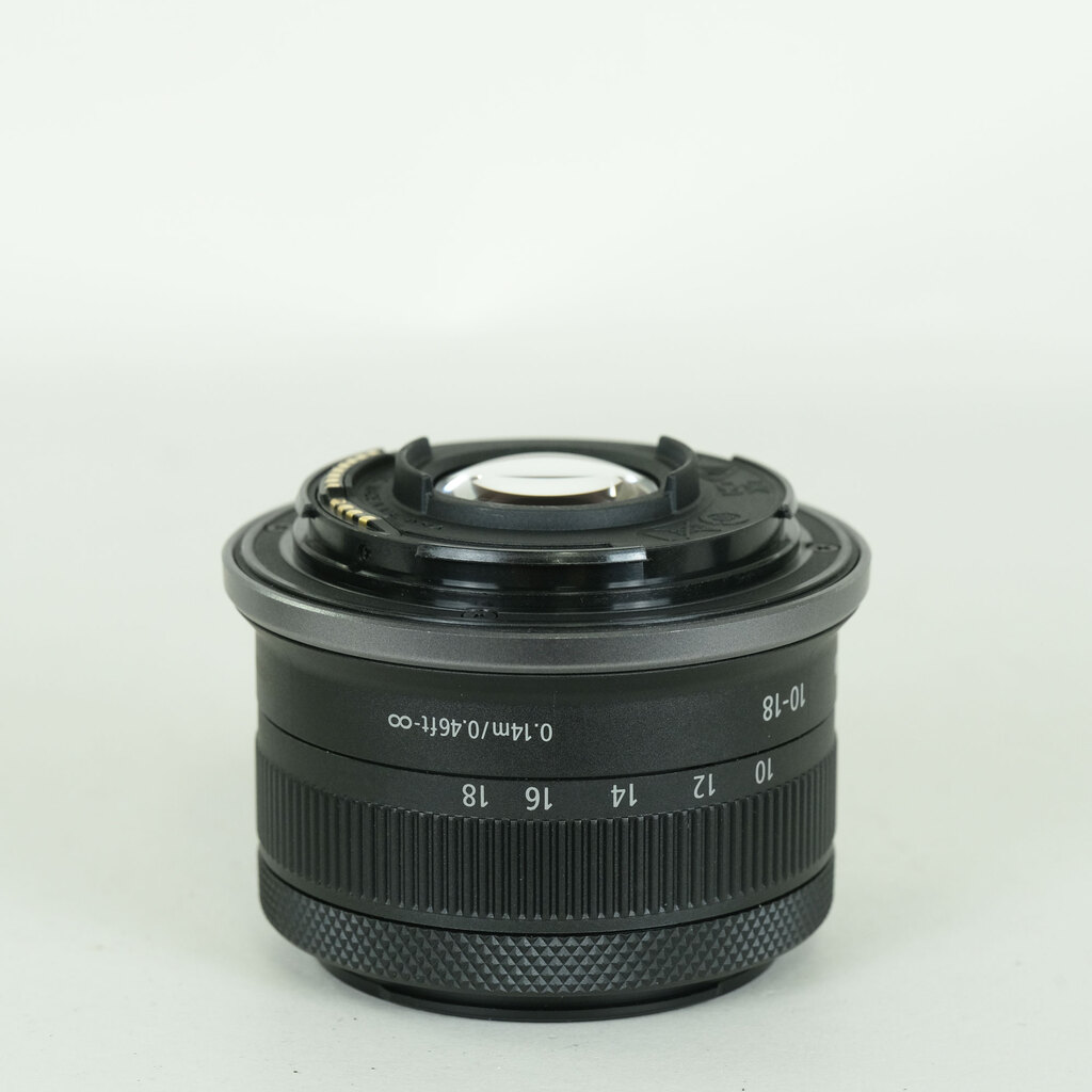 Canon RF-S 10-18mm F4.5-6.3 IS STM