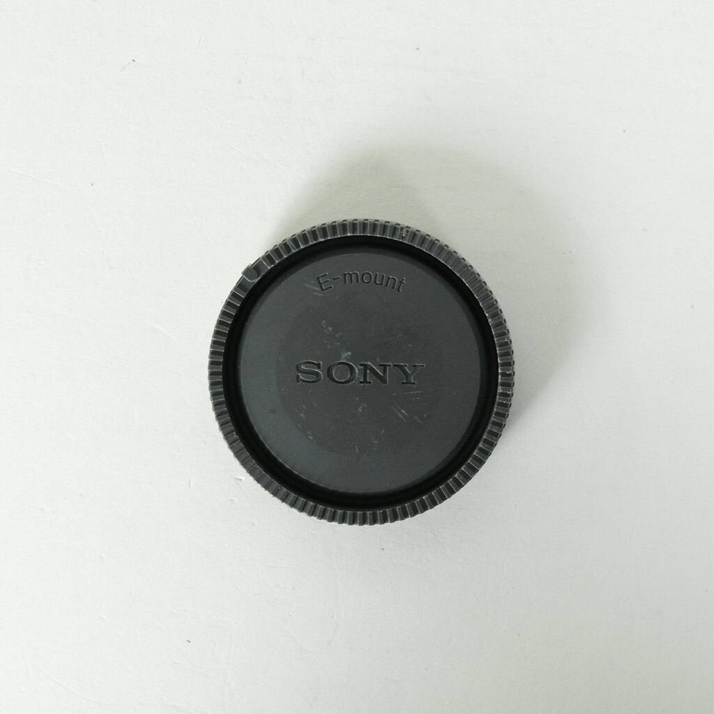 SONY FE 85mm F1.8 SEL85F18 SONY FE 85mm F1.8 SEL85F18