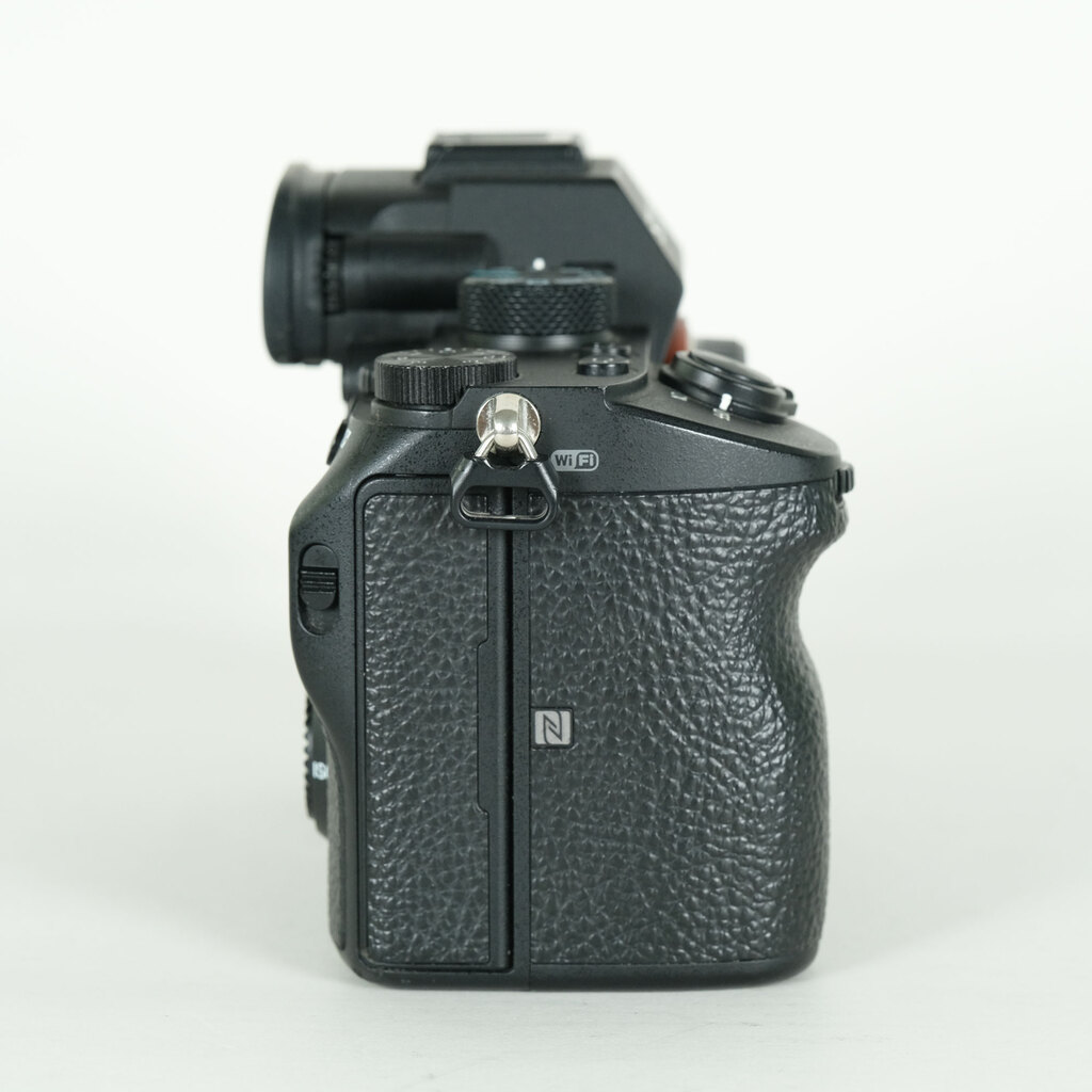 SONY α7 III(ILCE-7M3) SONY α7 III(ILCE-7M3)
