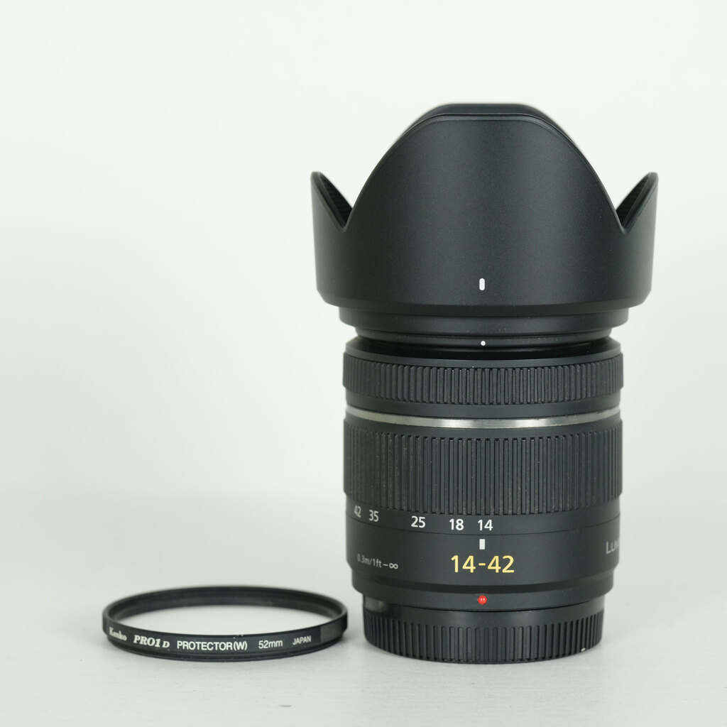 Panasonic LUMIX G 14-42mm F3.5-5.6 ASPH. MEGA O.I.S. H-FS014042