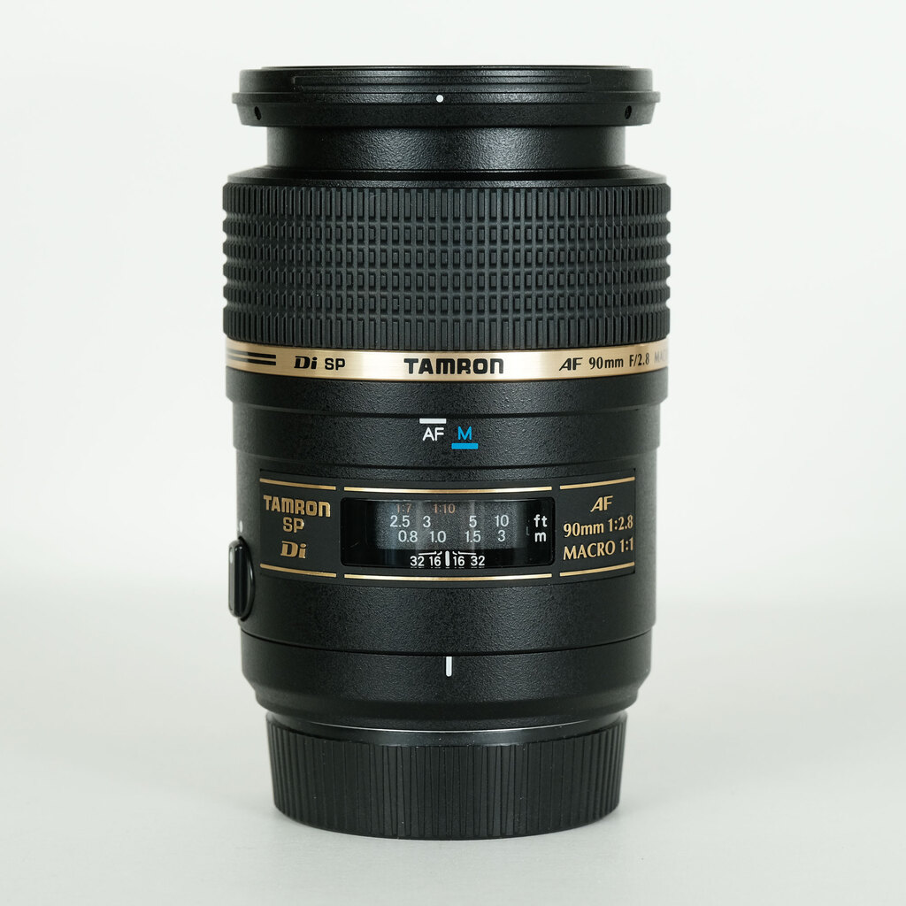 TAMRON SP 90mm F2.8 Di Macro 1:1/Model 272ENII(ニコンF用モーター内蔵)