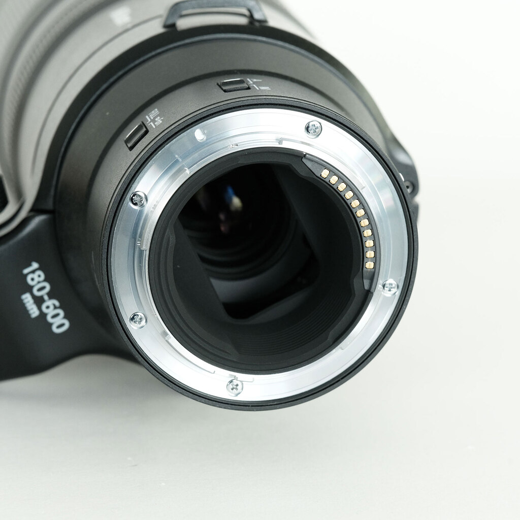 Nikon NIKKOR Z 180-600mm f/5.6-6.3 VR