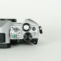 OLYMPUS OM-D E-M5 Mark III