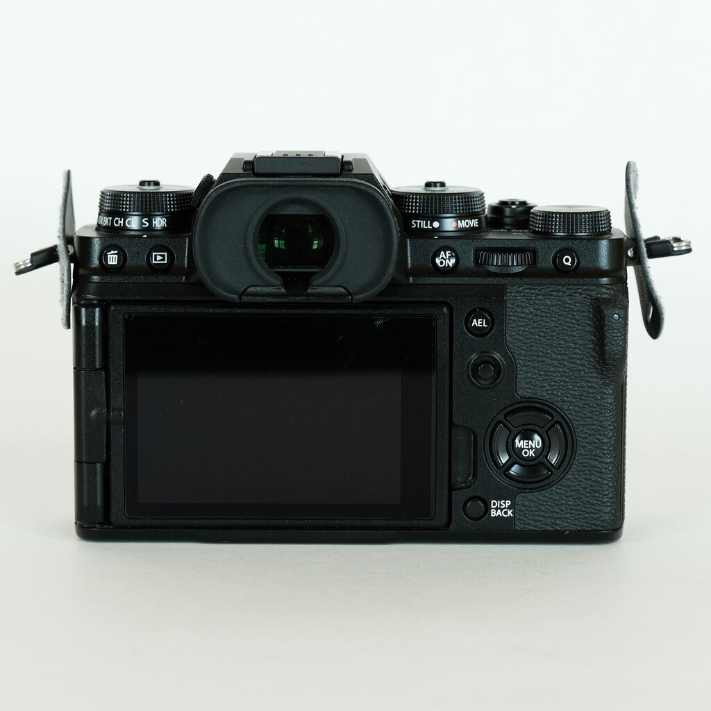 FUJIFILM X-T4 FUJIFILM X-T4