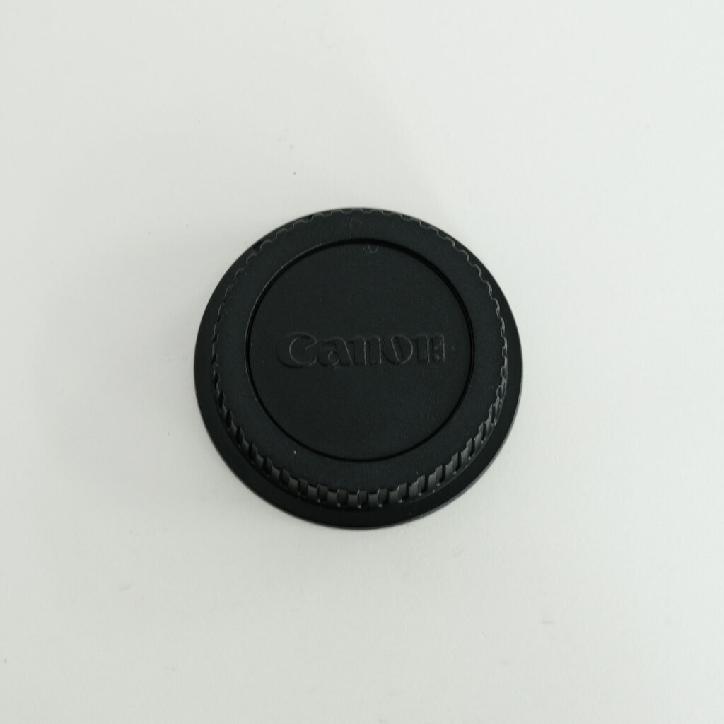 Canon EF70-300mm F4-5.6 IS II USM Canon EF70-300mm F4-5.6 IS II USM