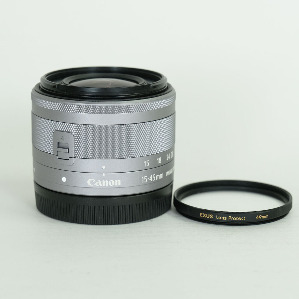 Canon EF-M15-45mm F3.5-6.3 IS STM