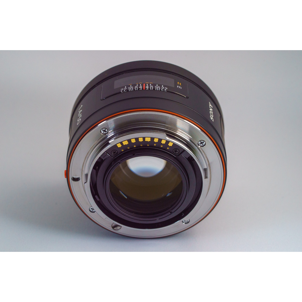 SONY 50mm F1.4 SAL50F14の出品 | ONE SCENE（ワンシーン）