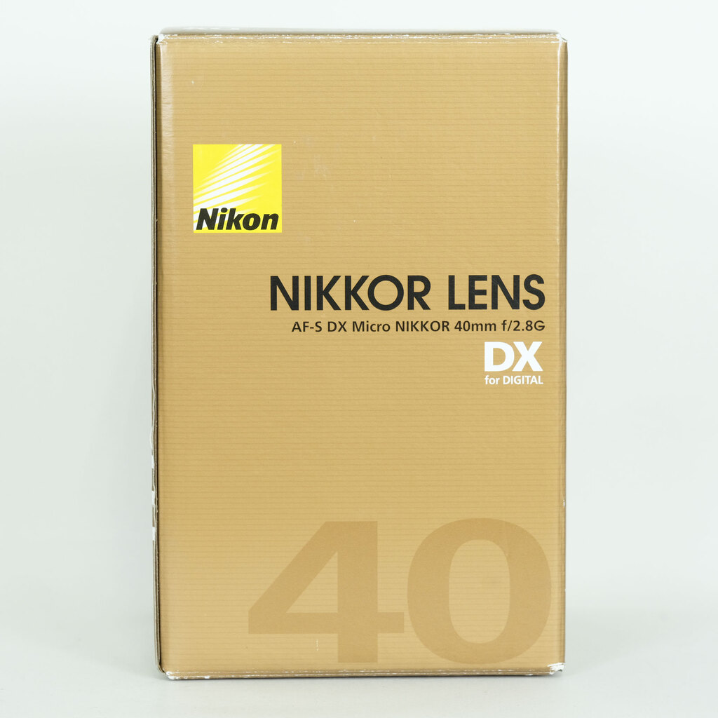 Nikon AF-S DX Micro NIKKOR 40mm f/2.8G