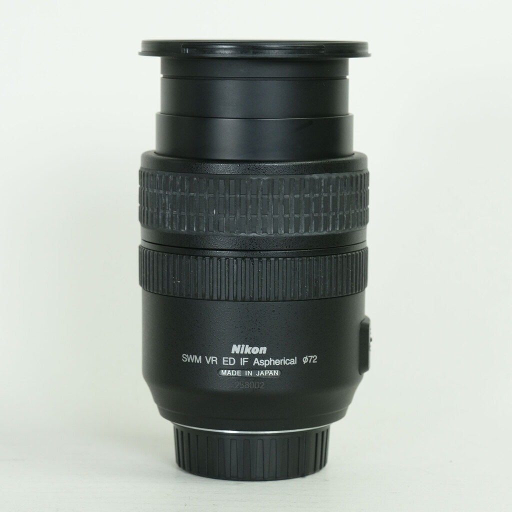 Nikon AF-S VR Zoom-Nikkor 24-120mm F3.5-5.6G IF-ED Nikon AF-S VR Zoom-Nikkor 24-120mm F3.5-5.6G IF-ED
