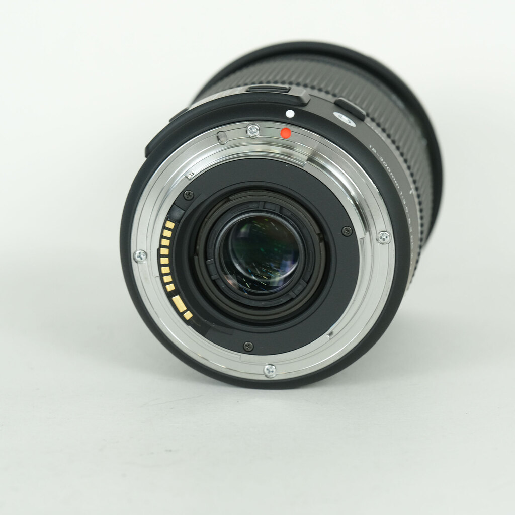 SIGMA 18-300mm F3.5-6.3 DC MACRO OS HSM｜Contemporary [キヤノンEF