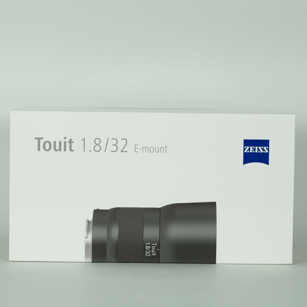 Carl Zeiss Touit 32mm F1.8（ソニーE用）