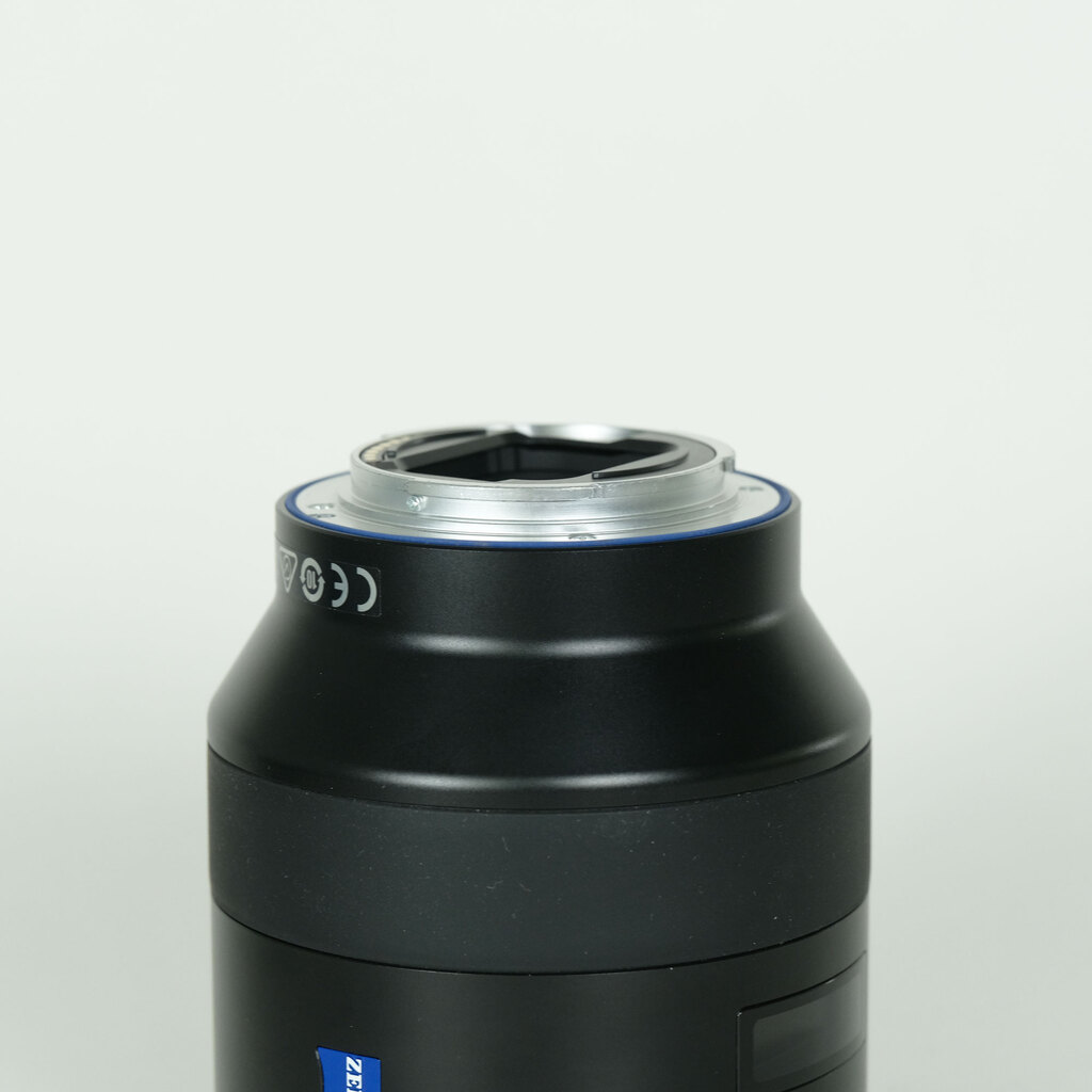 Carl Zeiss Batis 2/40 CF [ソニーE用]の出品 | ONE SCENE（ワンシーン）