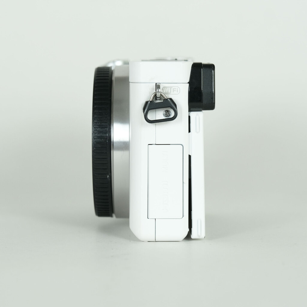 SONY α6000（ILCE-6000）