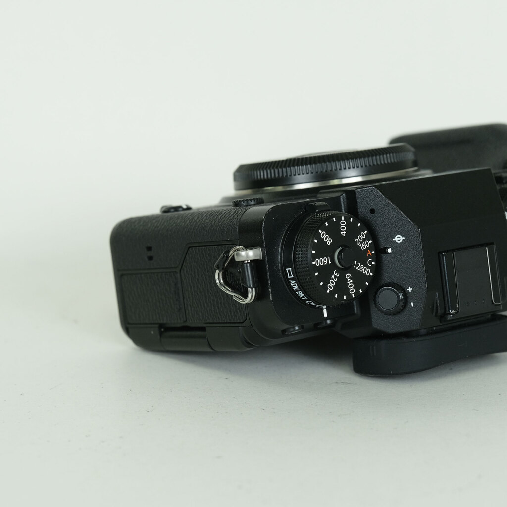 FUJIFILM X-T4 FUJIFILM X-T4