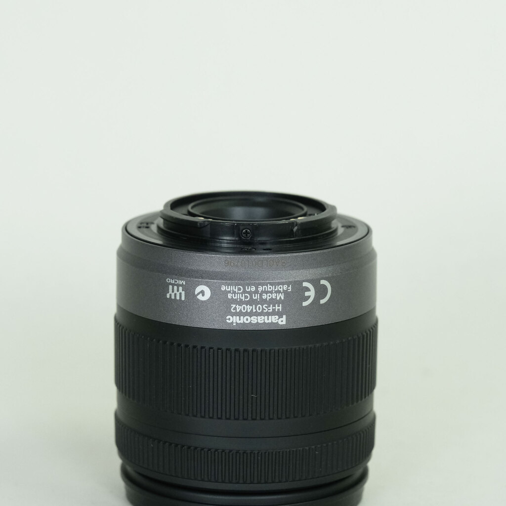 Panasonic LUMIX G VARIO 14-42mm F3.5-5.6 ASPH./MEGA O.I.S.