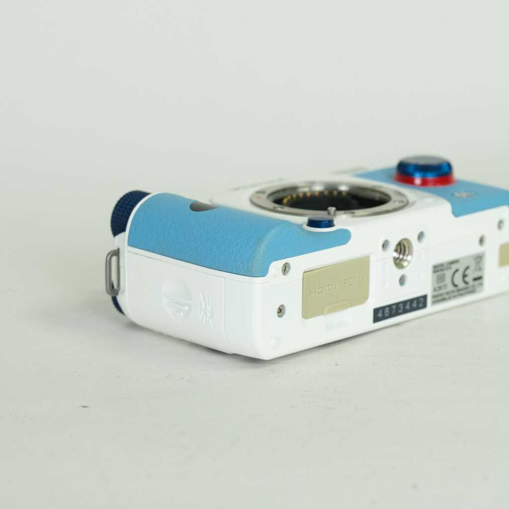 PENTAX Q10 ズームレンズキット TYPE00:レイ