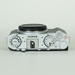 FUJIFILM X-M5 FUJIFILM X-M5