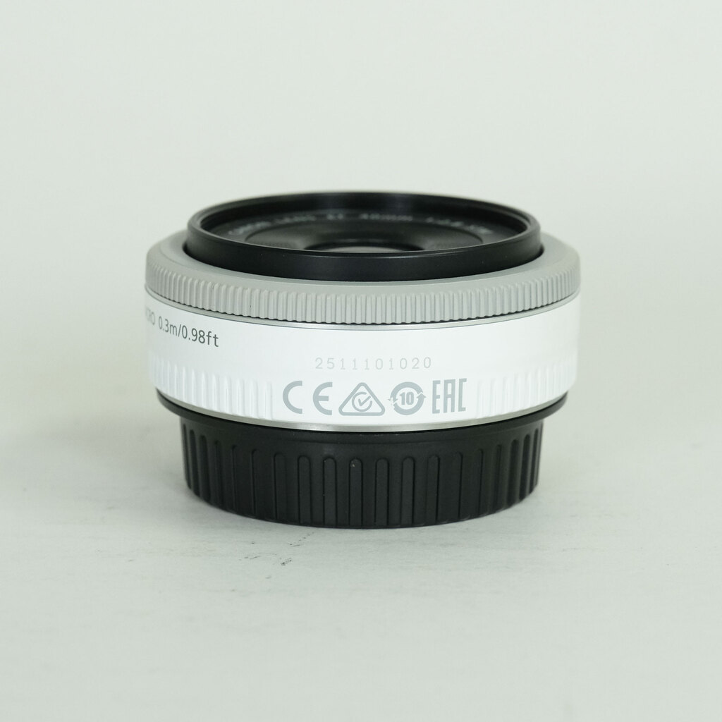 Canon EF40mm F2.8 STM ホワイト