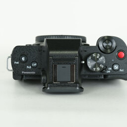 Panasonic LUMIX DC-G100 Panasonic LUMIX DC-G100