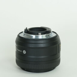 Nikon AF-S DX NIKKOR 35mm f/1.8G