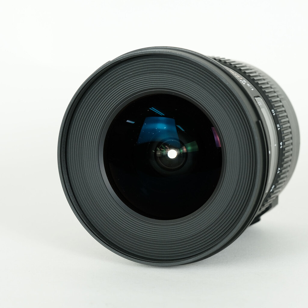 SIGMA 10-20mm F3.5 EX DC HSM (キヤノンEF用)