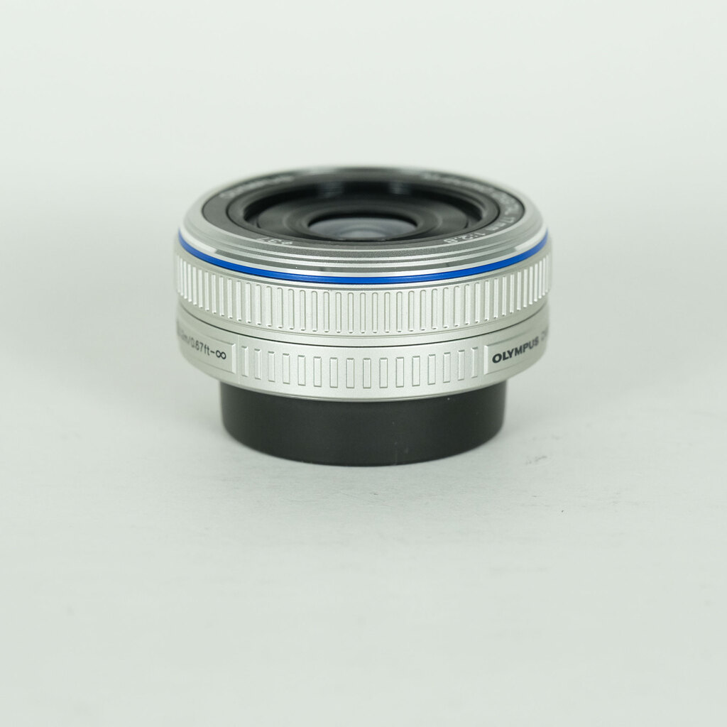 OLYMPUS M.ZUIKO DIGITAL 17mm F2.8 シルバーの出品 | ONE SCENE（ワン