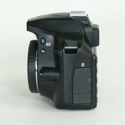 Nikon D3400