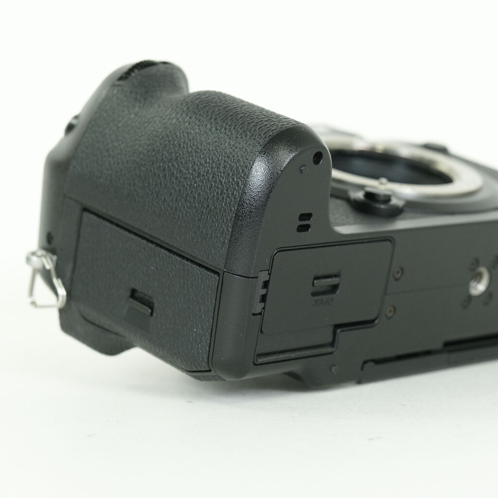 FUJIFILM X-H1 FUJIFILM X-H1