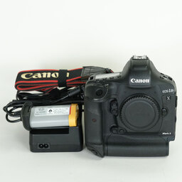 Canon EOS-1D X Mark II
