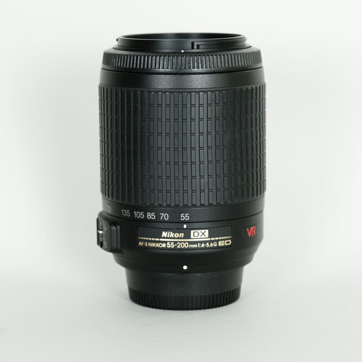 Nikon AF-S DX VR Zoom-Nikkor 55-200mm F4-5.6G IF-ED