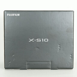 FUJIFILM X-S10