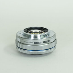 OLYMPUS M.ZUIKO DIGITAL ED 14-42mm F3.5-5.6 EZ シルバー