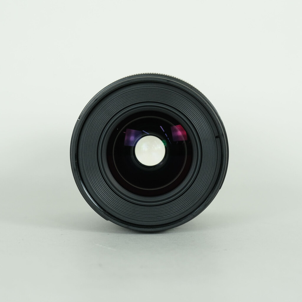 OLYMPUS M.ZUIKO DIGITAL ED 17mm F1.2 PROの出品 | ONE SCENE（ワン