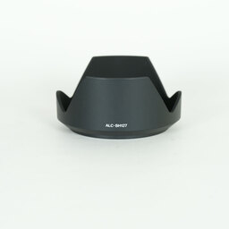 SONY Vario-Tessar T* E 16-70mm F4 ZA OSS SEL1670Z SONY Vario-Tessar T* E 16-70mm F4 ZA OSS SEL1670Z