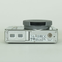 Nikon Nikon1 AW1 ボディ シルバー