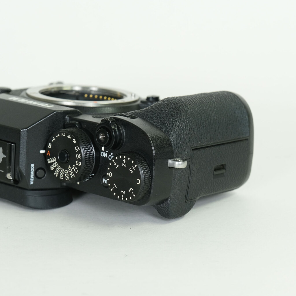FUJIFILM X-T2