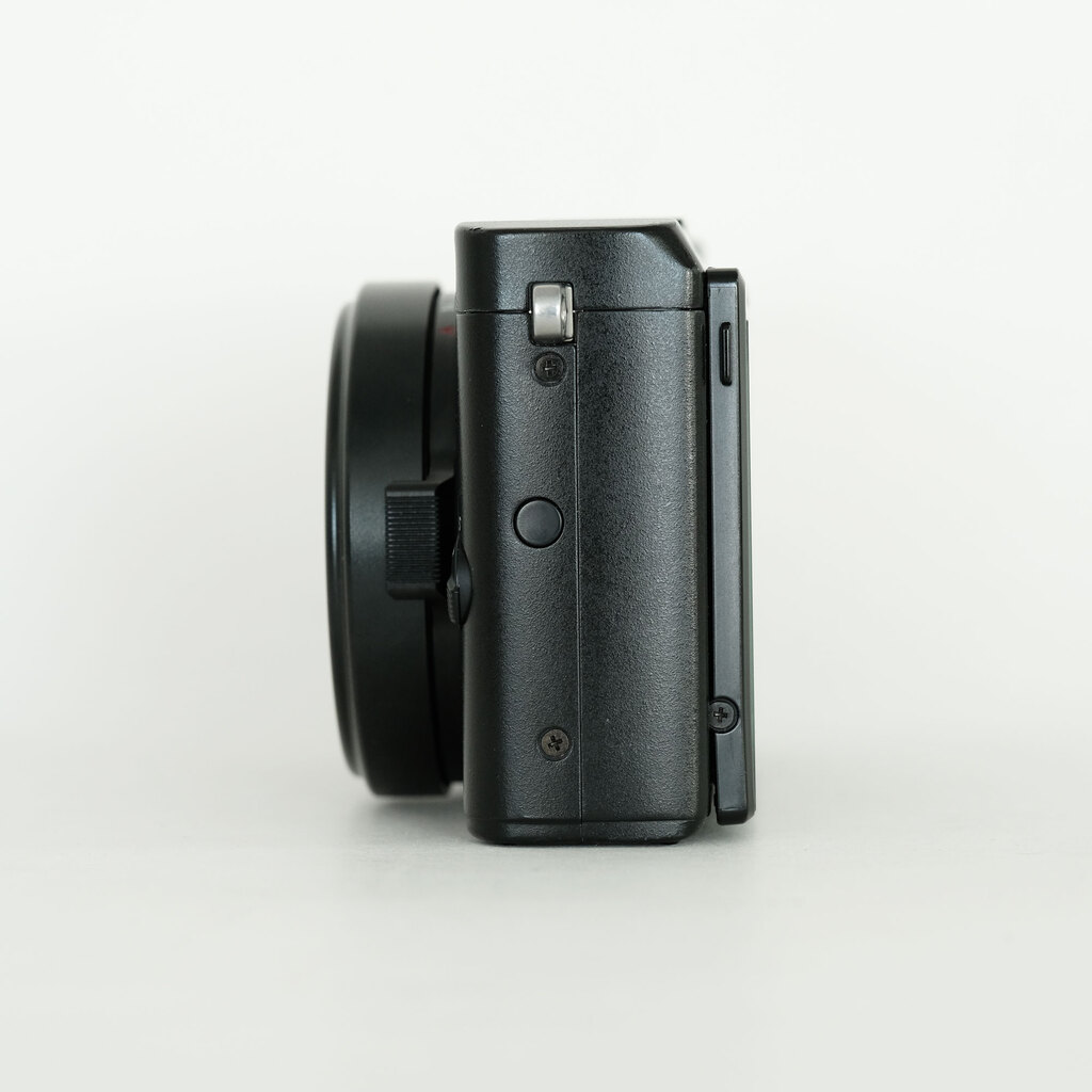 FUJIFILM X70 ブラック