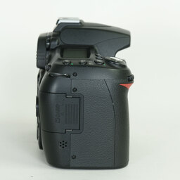 Nikon D90 ボディ