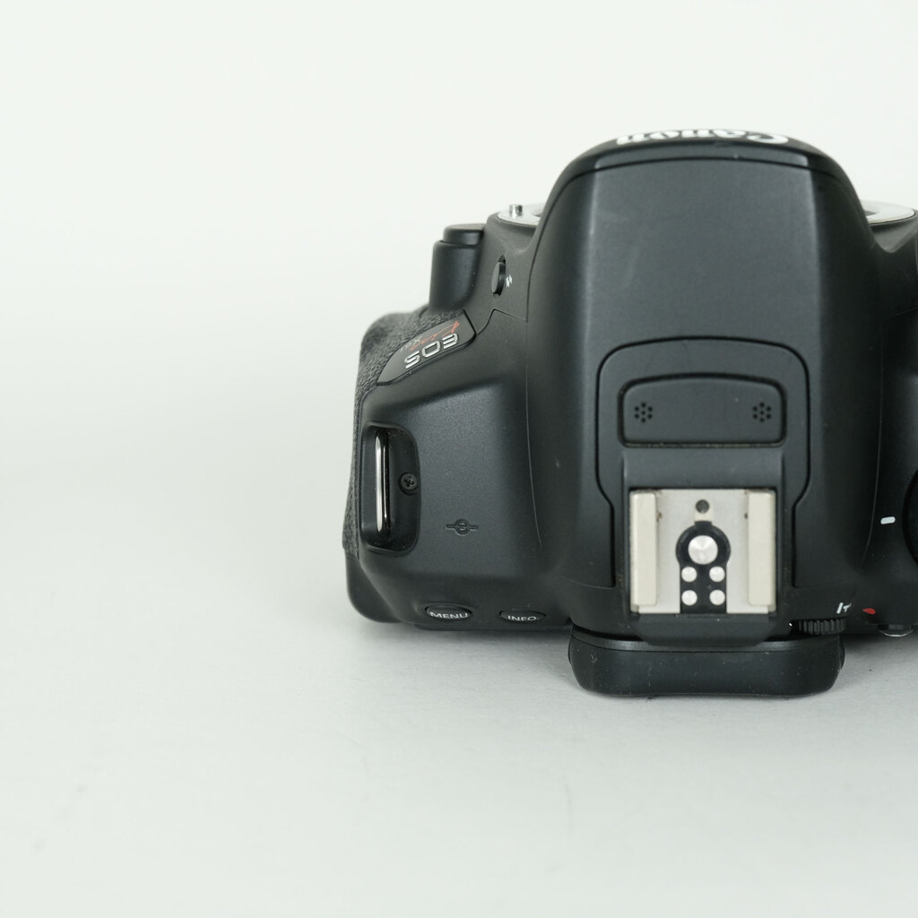 Canon EOS Kiss X6i ボディの出品 | ONE SCENE（ワンシーン）