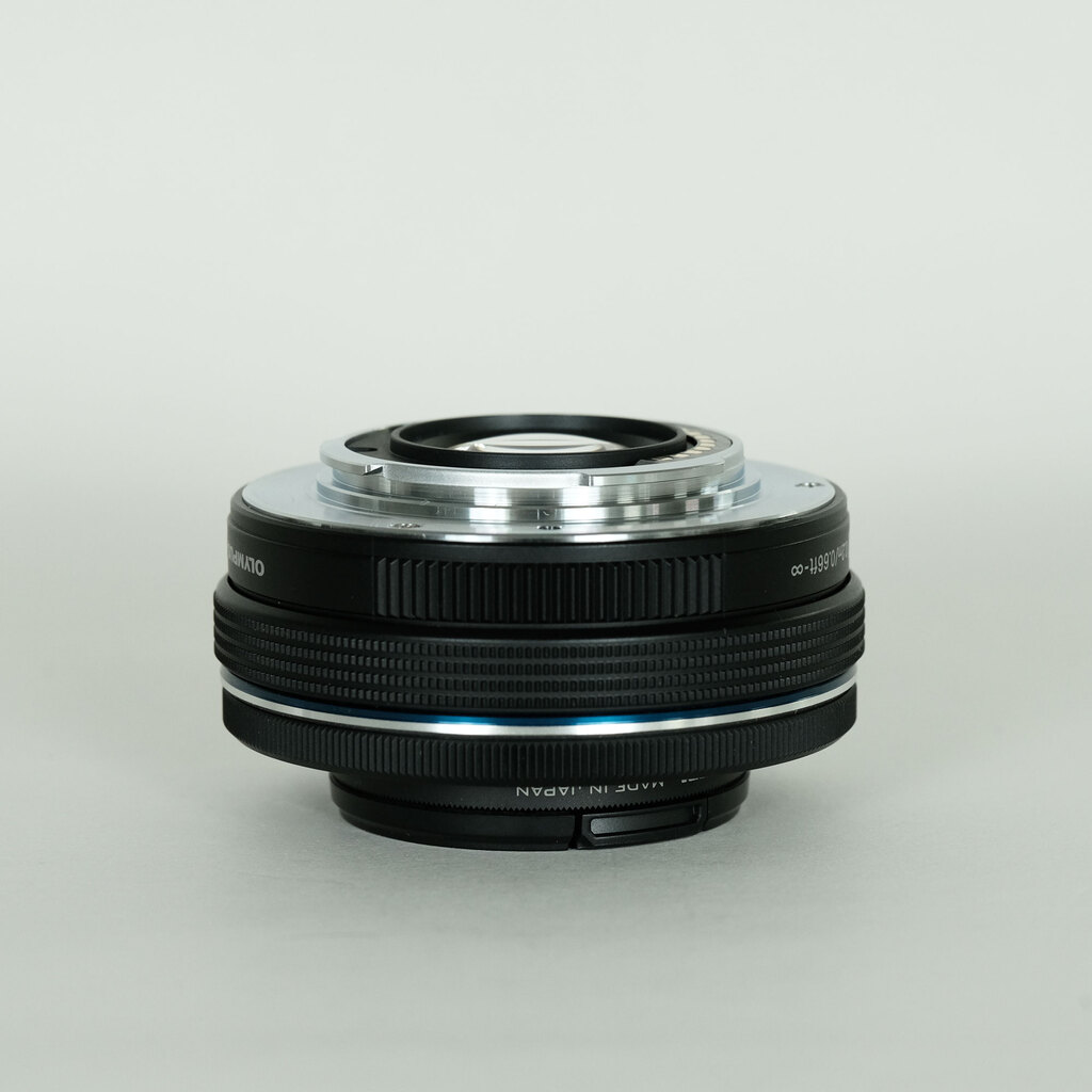 OLYMPUS M.ZUIKO DIGITAL ED 14-42mm F3.5-5.6 EZ ブラック