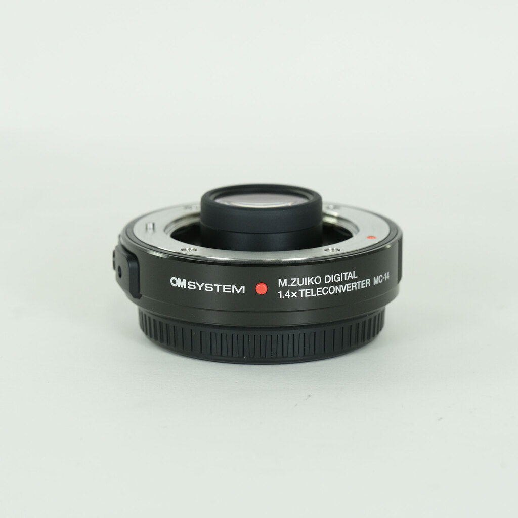 OLYMPUS M.ZUIKO DIGITAL ED 40-150mm F2.8 PROテレコンバーターキット