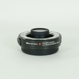 OLYMPUS M.ZUIKO DIGITAL ED 40-150mm F2.8 PROテレコンバーターキット