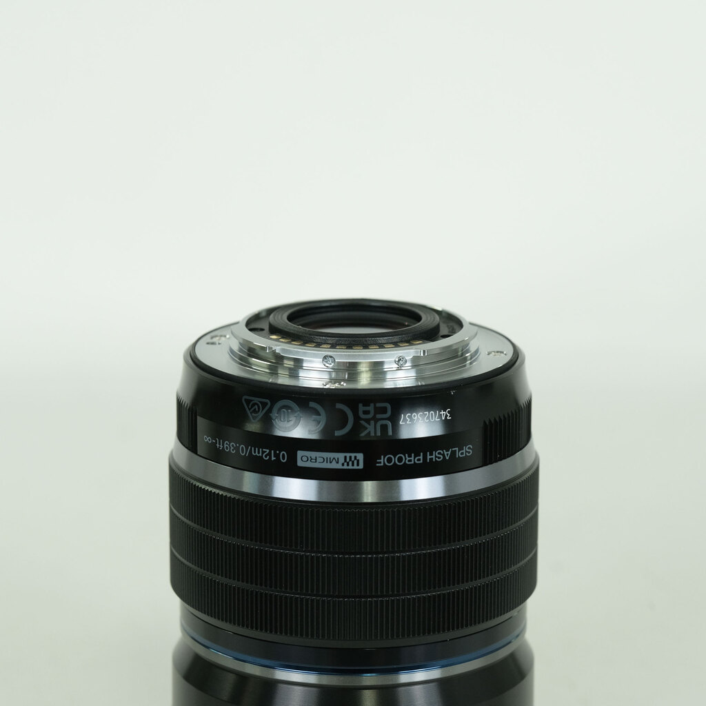 OLYMPUS M.ZUIKO DIGITAL ED 8mm F1.8 Fisheye PRO