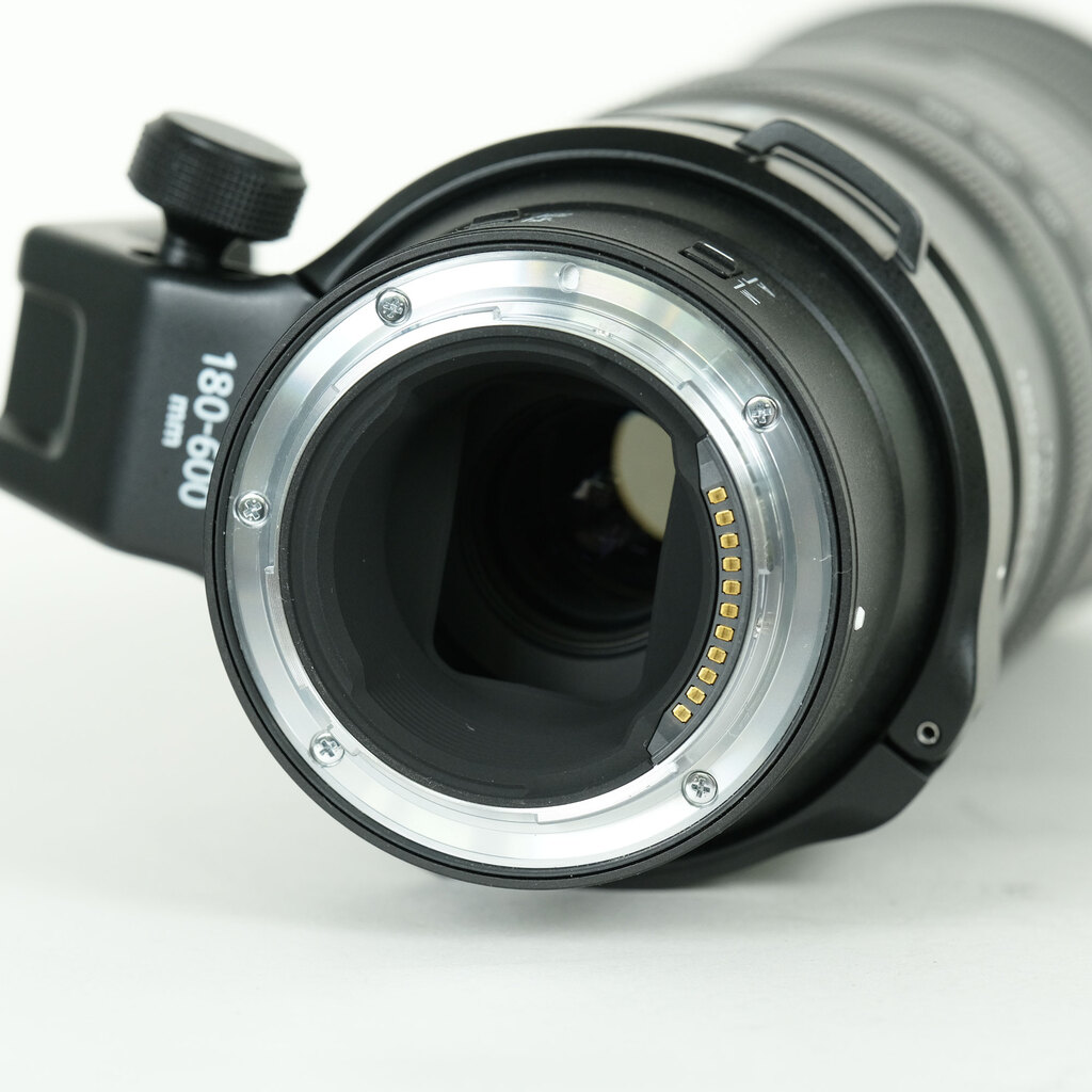Nikon NIKKOR Z 180-600mm f/5.6-6.3 VRの出品 | ONE SCENE（ワンシーン）