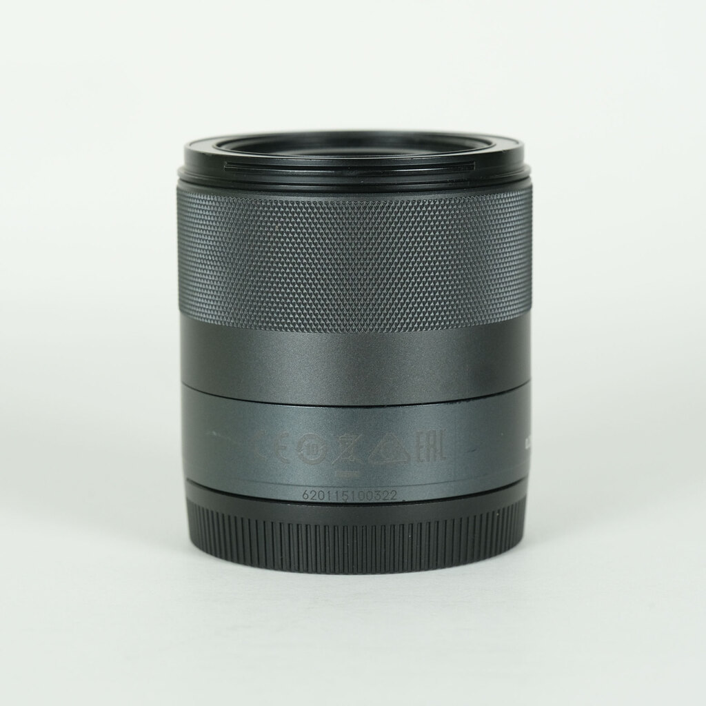 Canon EF-M32mm F1.4 STMの出品 | ONE SCENE（ワンシーン）