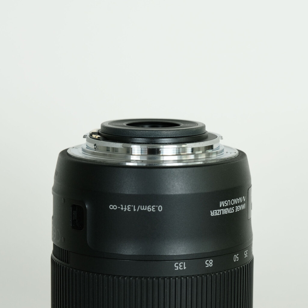 Canon EF-S18-135mm F3.5-5.6 IS USM